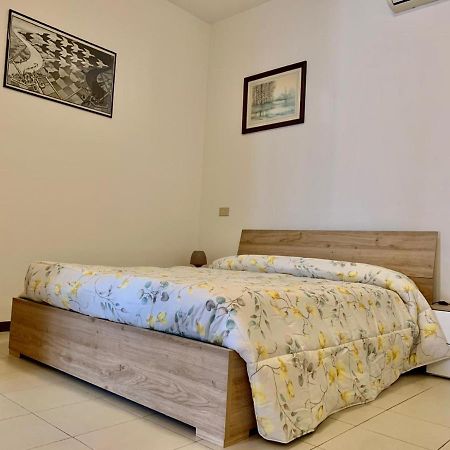 Sweet Harmony Apartment ลุคคา ภายนอก รูปภาพ