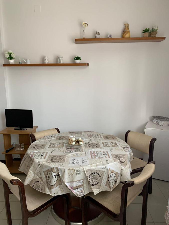 Sweet Harmony Apartment ลุคคา ภายนอก รูปภาพ